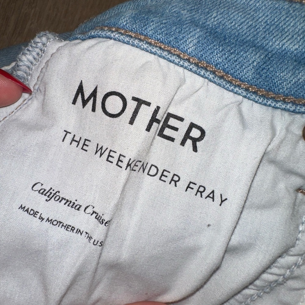 Mother The Weekender Fray Flare Leg Blue JeansCalifornia Cruiser Size 24 - Picture 5 of 9